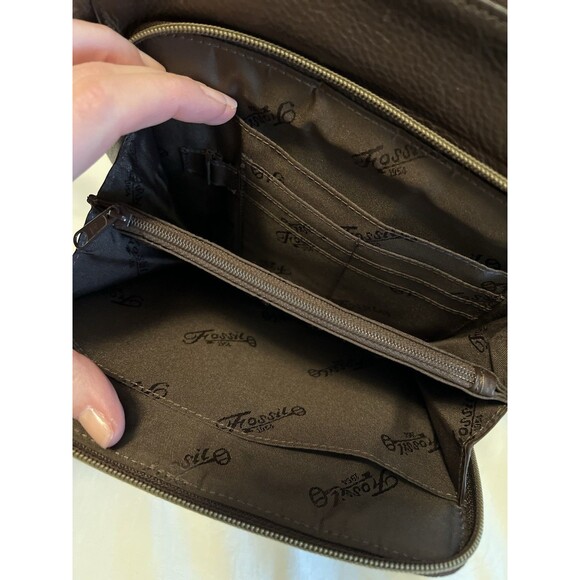 Vtg Fossil 1954 Crossbody Genuine Leather Bag Purse Messenger Dark Brown 75082 - Picture 13 of 16